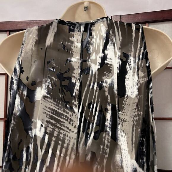 THE KOOPLES PRINTED V NECK SILK BLEND TANK TOP SIZE S - Picture 3 of 6